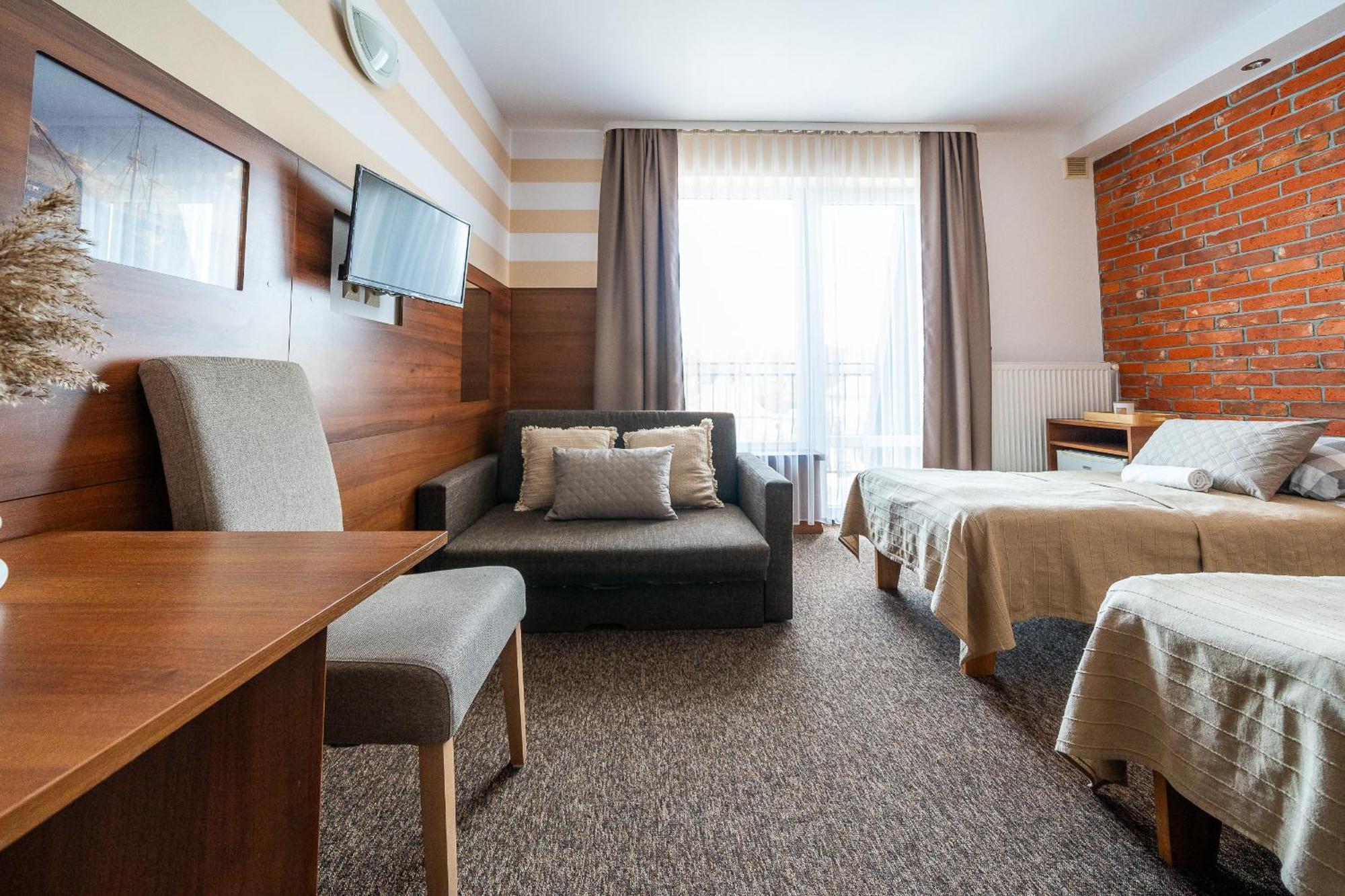 Max Apartamenty - Pokoje - Domki - Restauracja - Basen Großmöllen Exterior foto